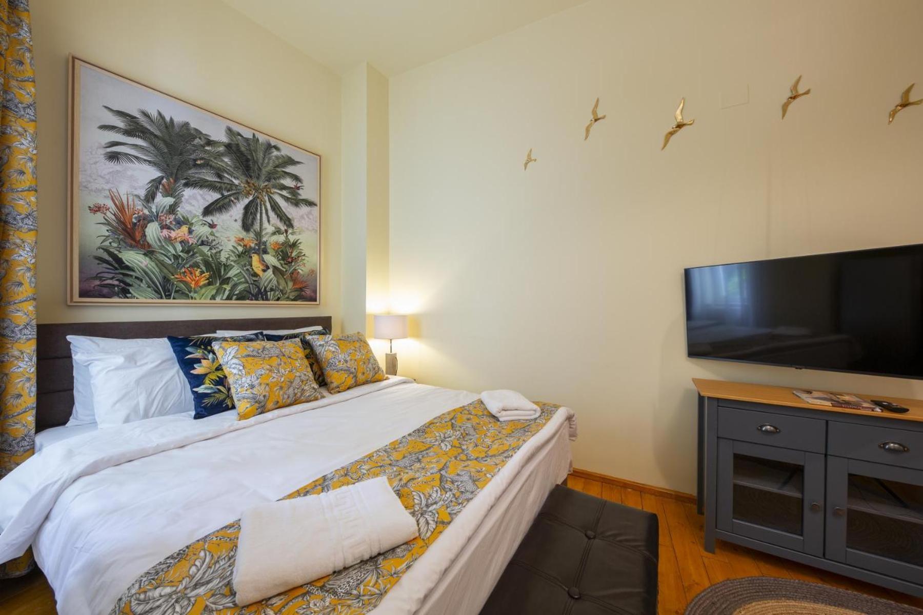 Rainforest Studio Downtown By Pretty Apartments Бухарест Экстерьер фото